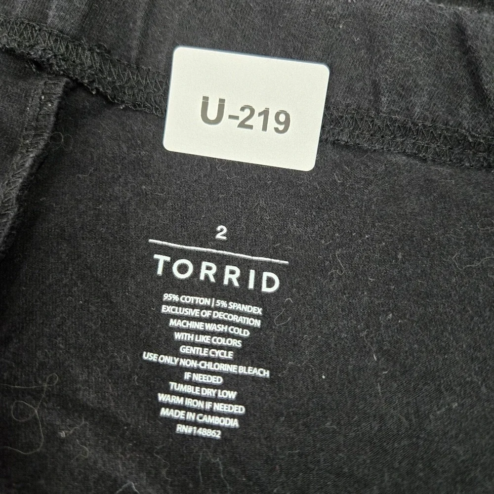 Torrid Women Pants 2 Black Lace Up Ankle Leggings Elastic Waist 23" Inseam - Picture 2 of 8